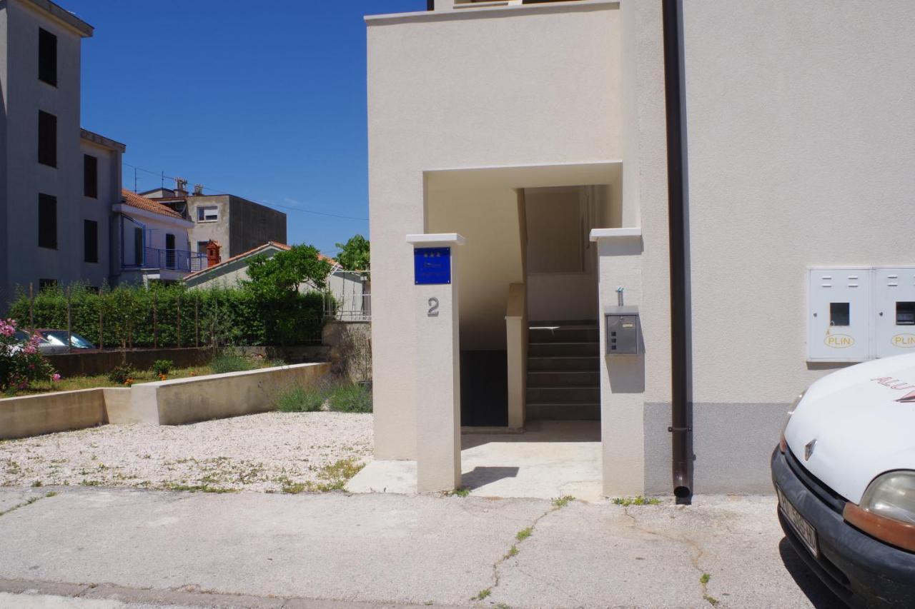 Holiday Apartment Dunja Pula Exterior photo